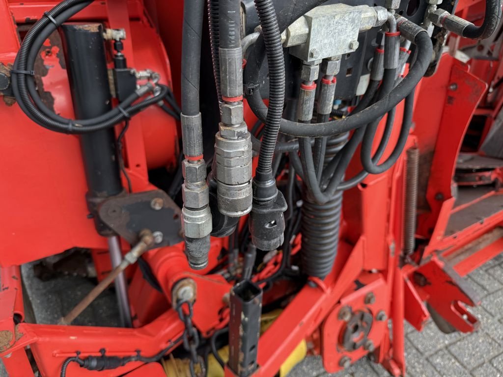 Anbauhäcksler & Anhängehäcksler van het type Kemper 375 Plus Maisbek fits Claas, Gebrauchtmaschine in BOEKEL (Foto 9)