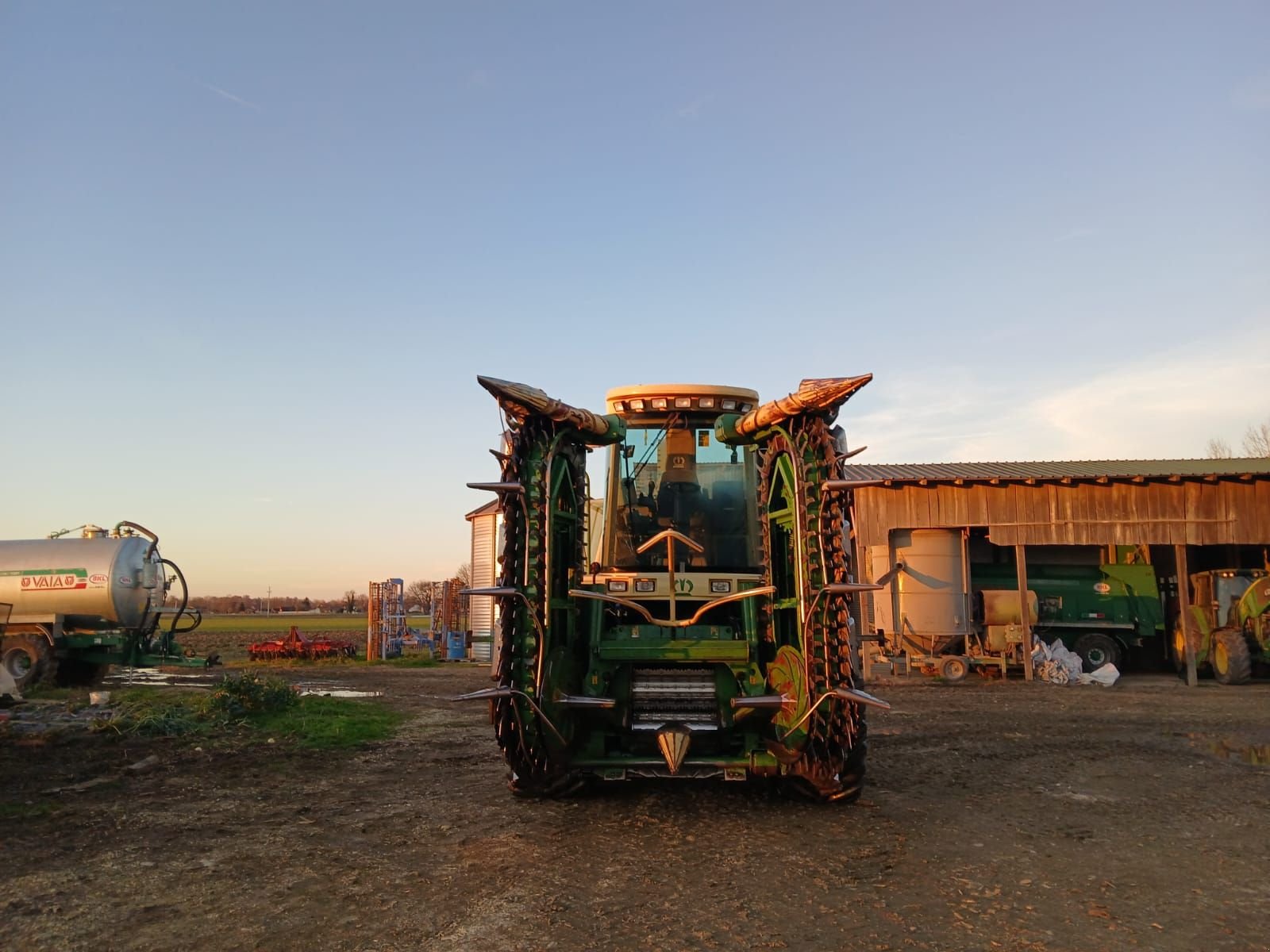 Anbauhäcksler & Anhängehäcksler Türe ait Krone Big X V8, Gebrauchtmaschine içinde Rovisce (resim 2)