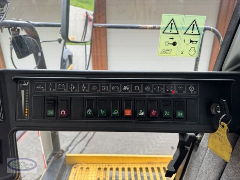 Anbauhäcksler & Anhängehäcksler des Typs New Holland FX375, Gebrauchtmaschine in Münzkirchen (Bild 21)