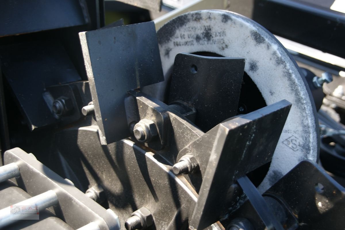 Anbauhäcksler & Anhängehäcksler des Typs Sonstige Celikel Callenger 3 reiher NEU, Neumaschine in Eberschwang (Bild 13)