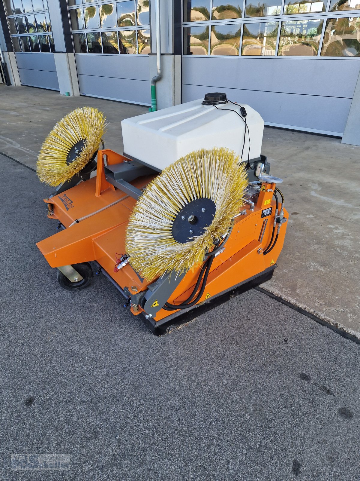 Anbaukehrmaschine typu Bema 40 Industry 1550, Gebrauchtmaschine v Monheim (Obrázek 4)