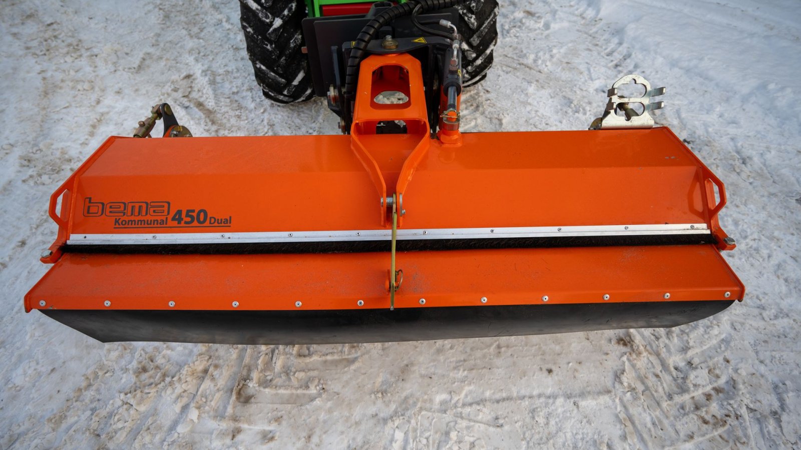 Anbaukehrmaschine типа Bema 450 duel, Gebrauchtmaschine в Roskilde (Фотография 1)