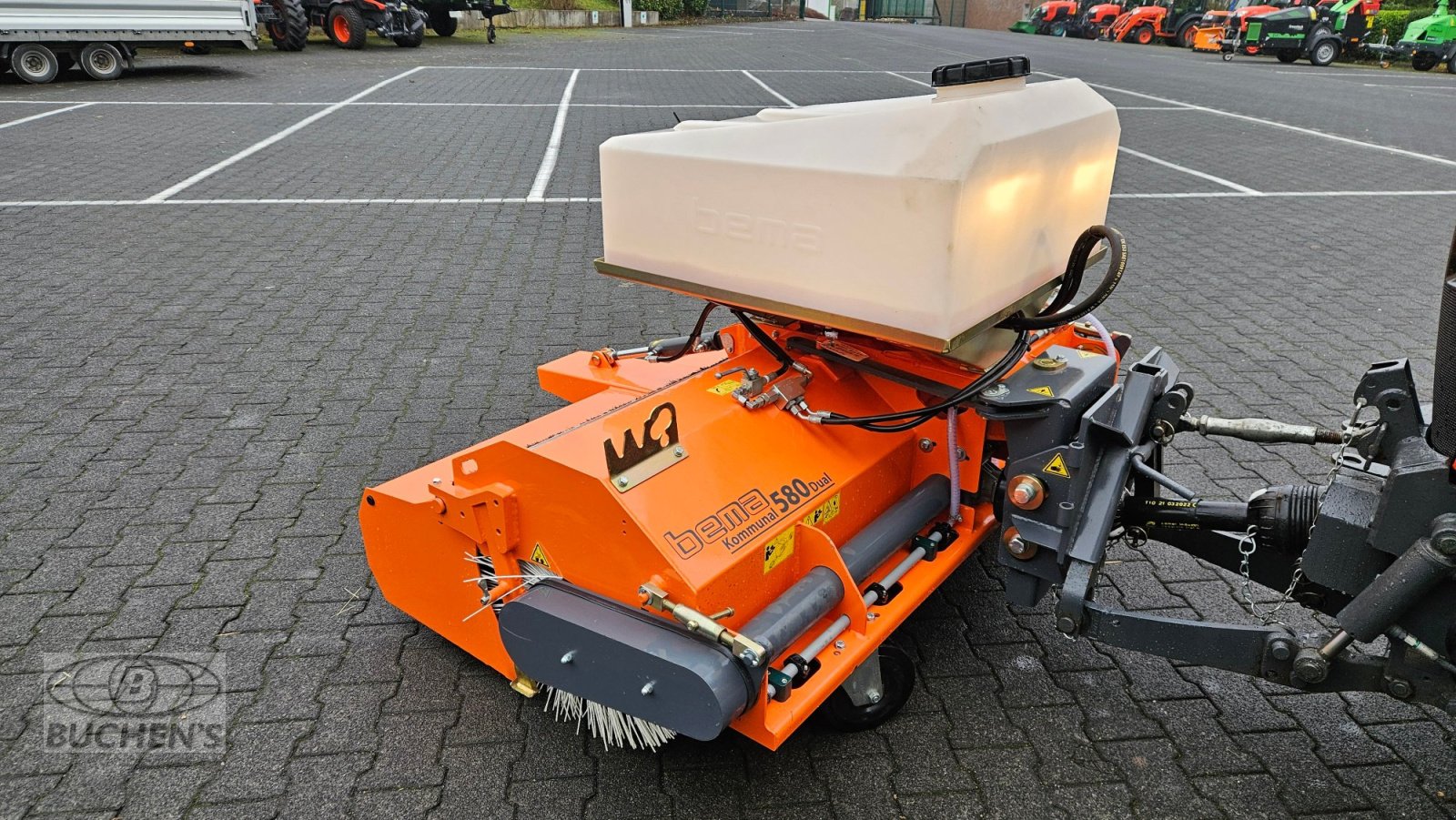 Anbaukehrmaschine типа Bema Dual 580 Typ 1700, Gebrauchtmaschine в Olpe (Фотография 3)