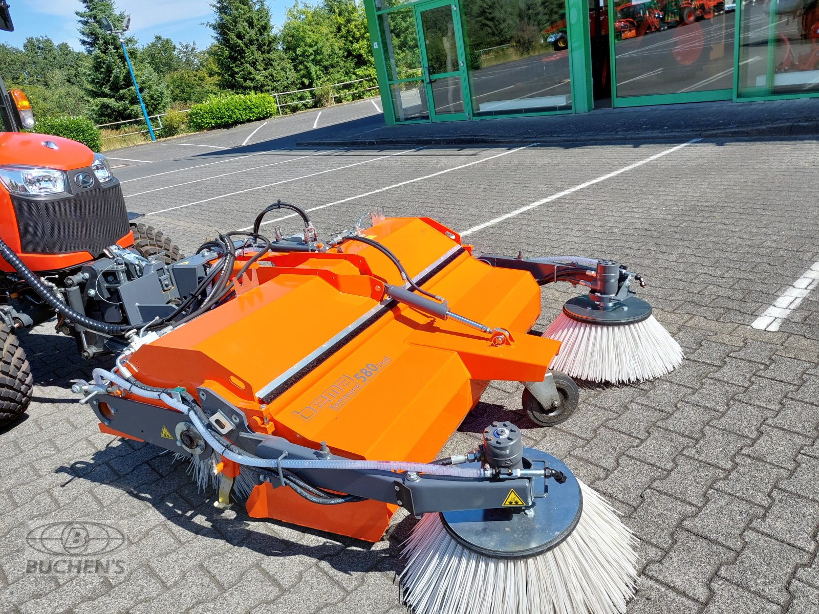 Anbaukehrmaschine of the type Bema Kommunal Dual 580-1400, Neumaschine in Olpe (Picture 2)