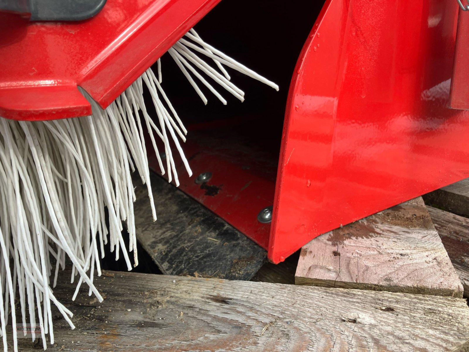 Anbaukehrmaschine del tipo EMAT Eco Clean 1,80 Manitou, Gebrauchtmaschine en Pähl (Imagen 6)