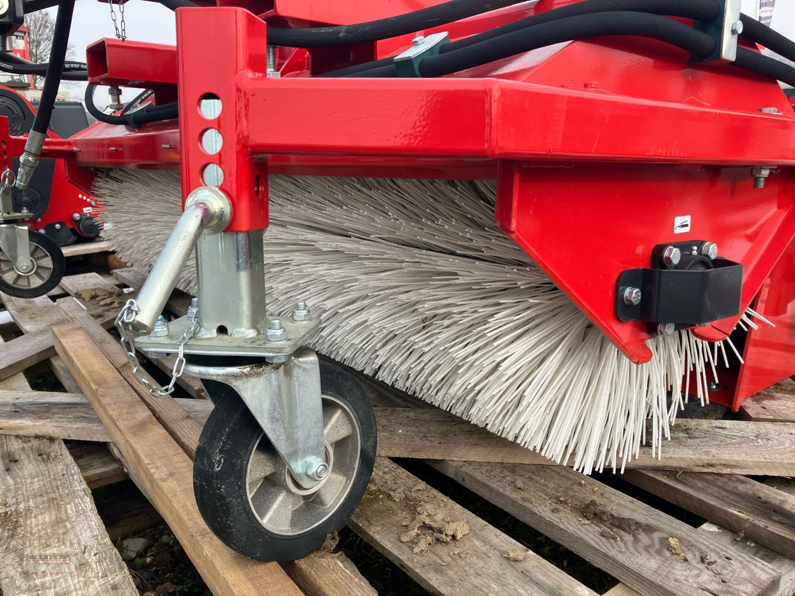 Anbaukehrmaschine del tipo EMAT Eco Clean 1,80 Manitou, Gebrauchtmaschine en Pähl (Imagen 7)
