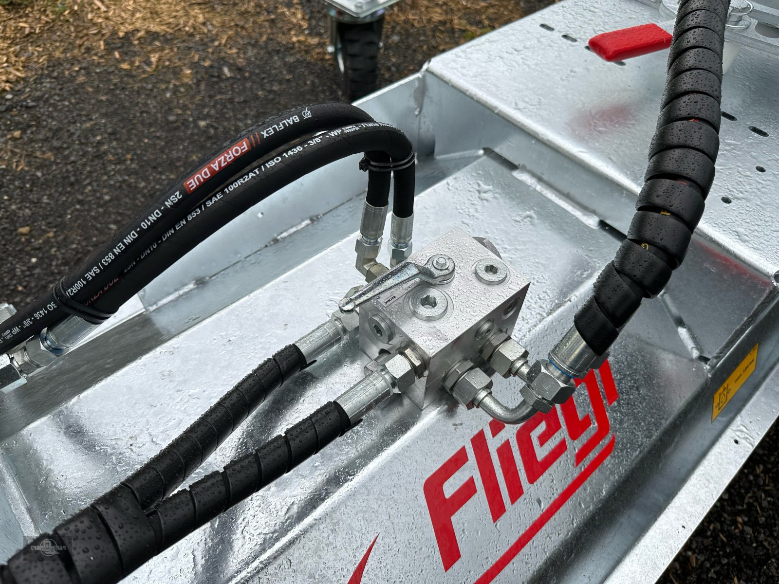 Anbaukehrmaschine des Typs Fliegl KEH 230 Typ 600 Kehrmaschine, Neumaschine in Rankweil (Bild 10)