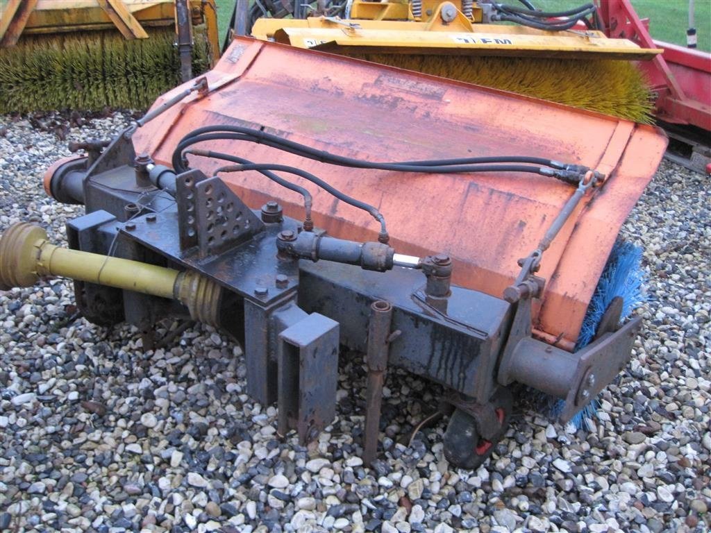 Anbaukehrmaschine des Typs GMR 150, Gebrauchtmaschine in Hammel (Bild 3)