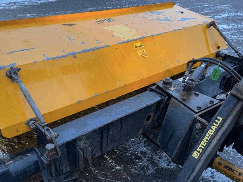 Anbaukehrmaschine des Typs GMR FF1700MSA, Gebrauchtmaschine in Randers NØ (Bild 1)