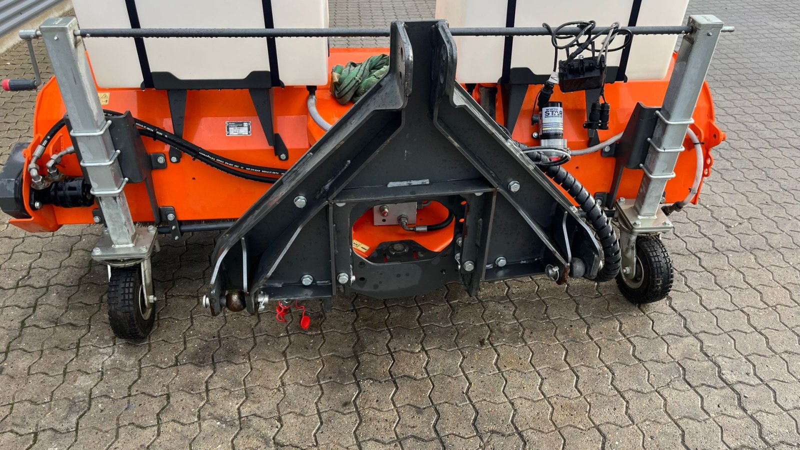 Anbaukehrmaschine of the type Kersten fkm 22560 h 225cm Hydraulisk kost med vandanlæg Som ny!, Gebrauchtmaschine in Rønnede (Picture 9)