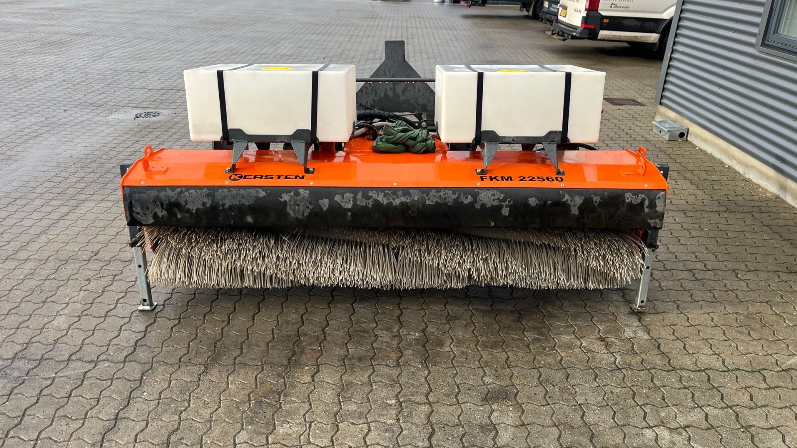 Anbaukehrmaschine of the type Kersten fkm 22560 h 225cm Hydraulisk kost med vandanlæg Som ny!, Gebrauchtmaschine in Rønnede (Picture 3)