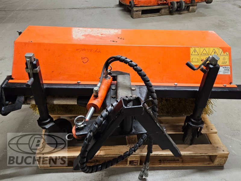 Anbaukehrmaschine typu Kubota 125cm, Gebrauchtmaschine v Olpe (Obrázek 1)