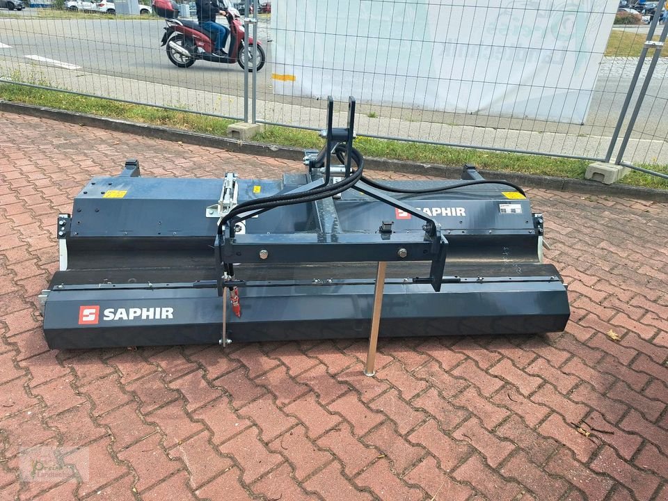 Anbaukehrmaschine des Typs Saphir FKM 231, Neumaschine in Bad Kötzting (Bild 2)