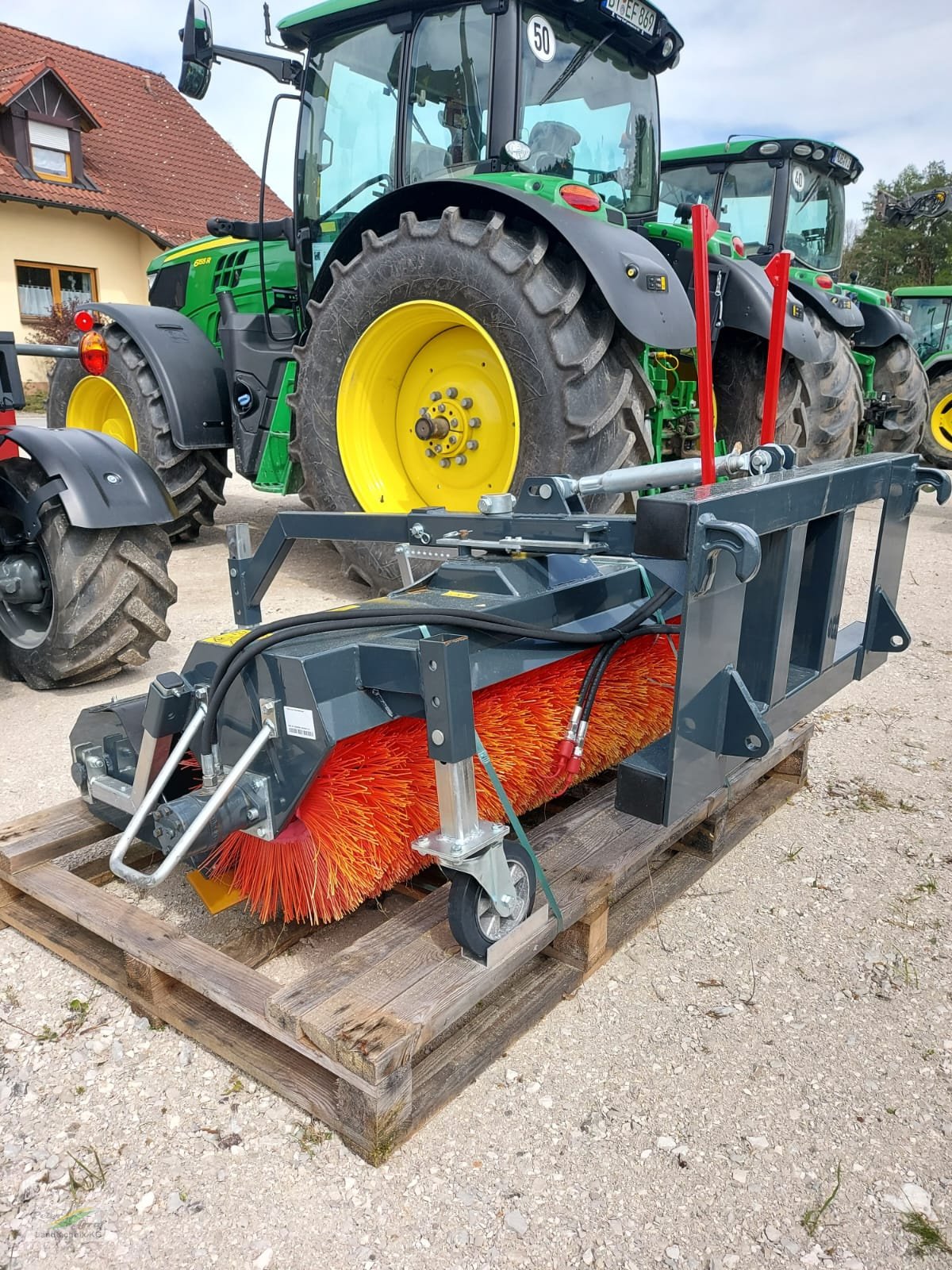 Anbaukehrmaschine des Typs Saphir Kehrmaschine GKM 151, Neumaschine in Pegnitz-Bronn (Bild 2)