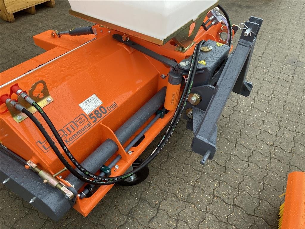 Anbaukehrmaschine of the type Sonstige 580 Dual opsamlerkasse, vandtank og sidebørste, Gebrauchtmaschine in Roslev (Picture 7)