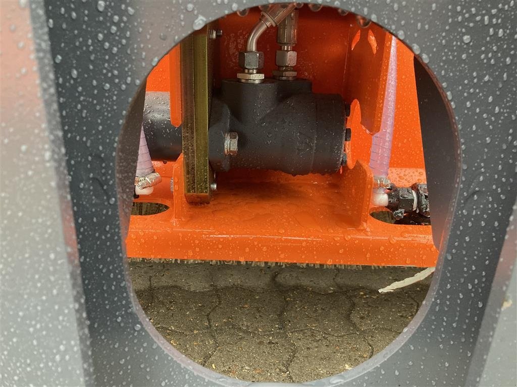 Anbaukehrmaschine of the type Sonstige 580 Dual opsamlerkasse, vandtank og sidebørste, Gebrauchtmaschine in Roslev (Picture 16)