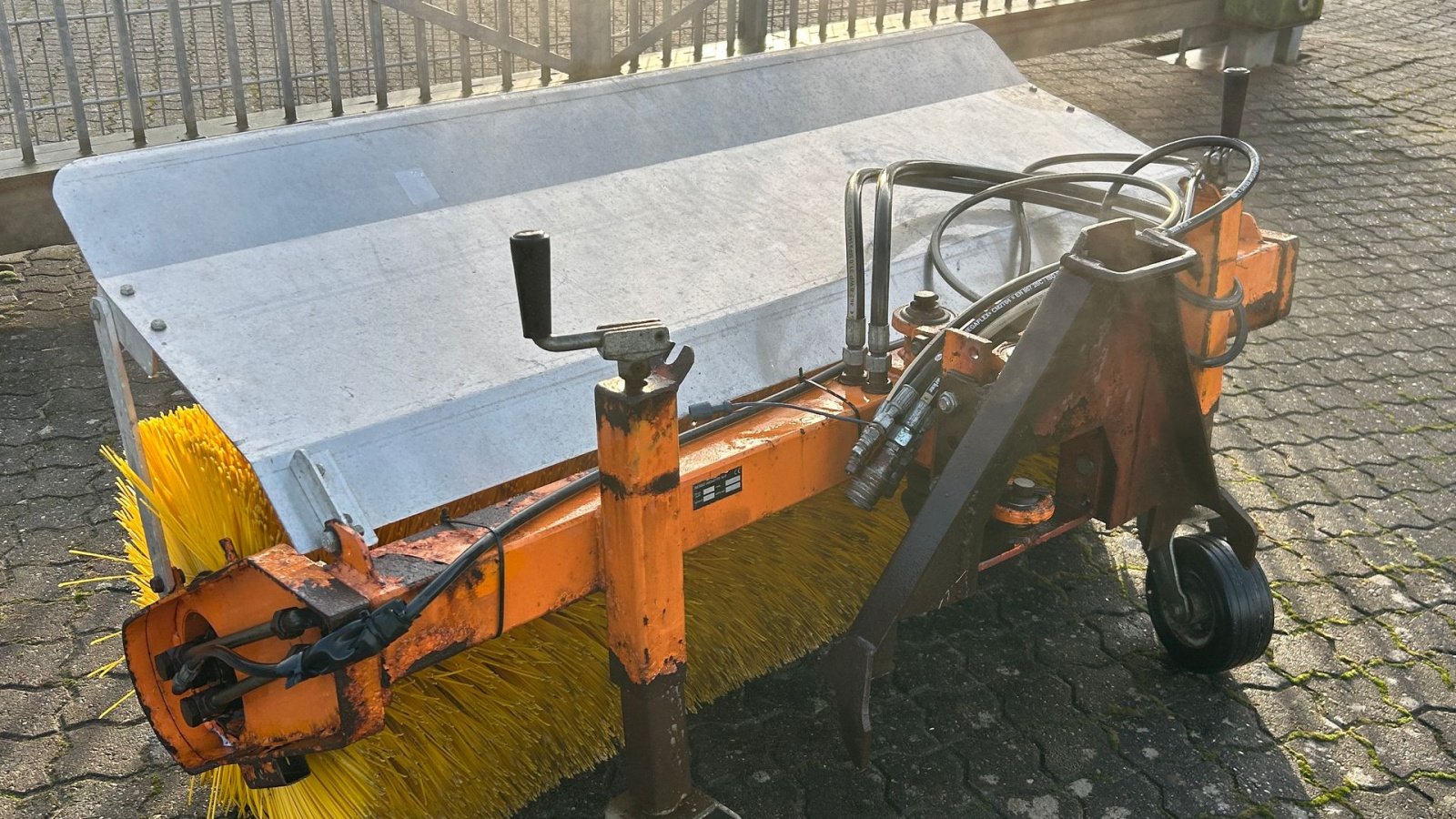 Anbaukehrmaschine del tipo Sonstige FH-1500, Gebrauchtmaschine en Suldrup (Imagen 2)