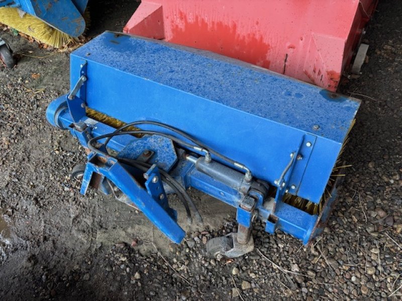 Anbaukehrmaschine des Typs Sonstige FM 1200 Klar til levering, Gebrauchtmaschine in Gram (Bild 3)