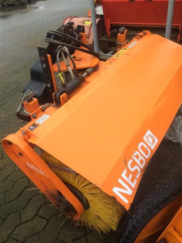 Anbaukehrmaschine typu Sonstige FM 1500 P, Gebrauchtmaschine v Helsinge (Obrázek 2)