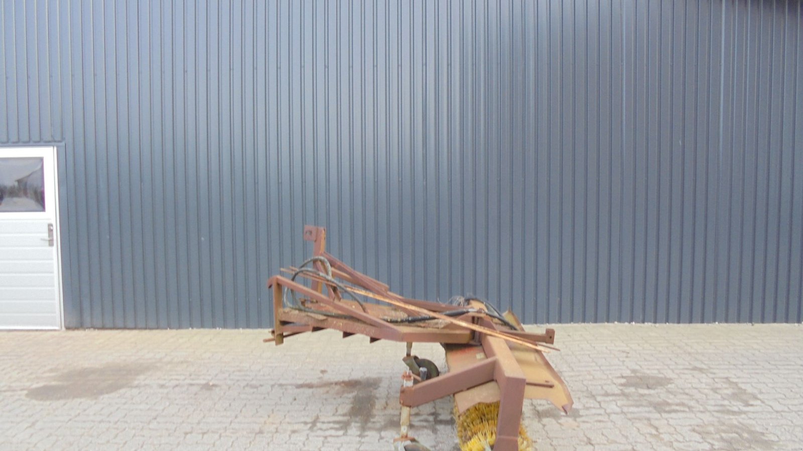 Anbaukehrmaschine typu Sonstige Kost til traktor, Gebrauchtmaschine v Ribe (Obrázok 2)