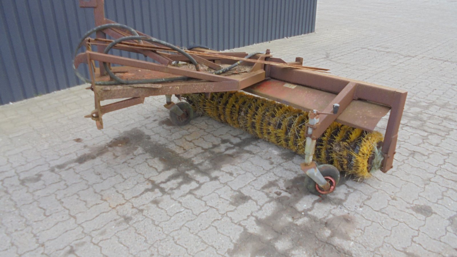 Anbaukehrmaschine typu Sonstige Kost til traktor, Gebrauchtmaschine v Ribe (Obrázok 3)