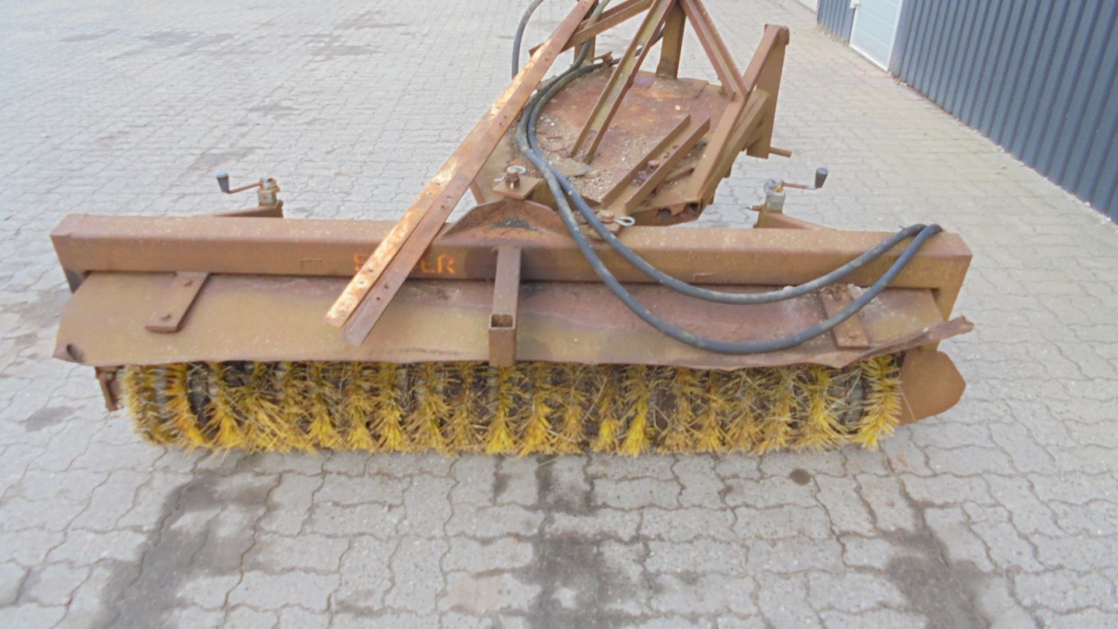 Anbaukehrmaschine typu Sonstige Kost til traktor, Gebrauchtmaschine v Ribe (Obrázok 5)