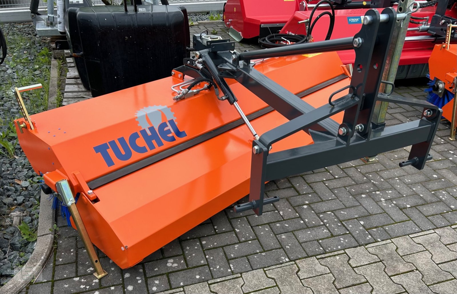 Anbaukehrmaschine a típus Tuchel ECO PRO 230, Neumaschine ekkor: Büttelborn (Kép 2)