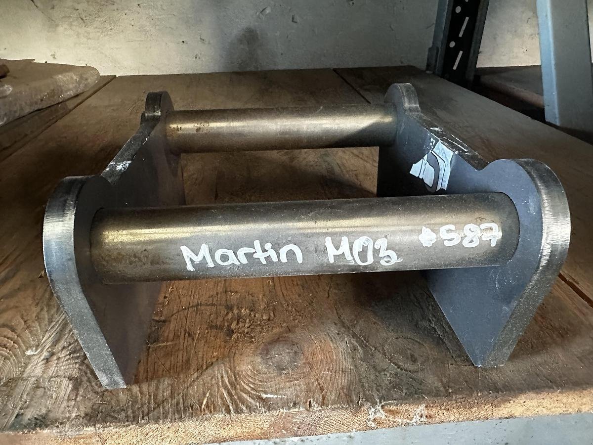 Anbauplatten des Typs Big Dutchman Anbauplatte mit Martin M3-Aufnahme, Neumaschine in Göpfritz an der Wild (Bild 4)