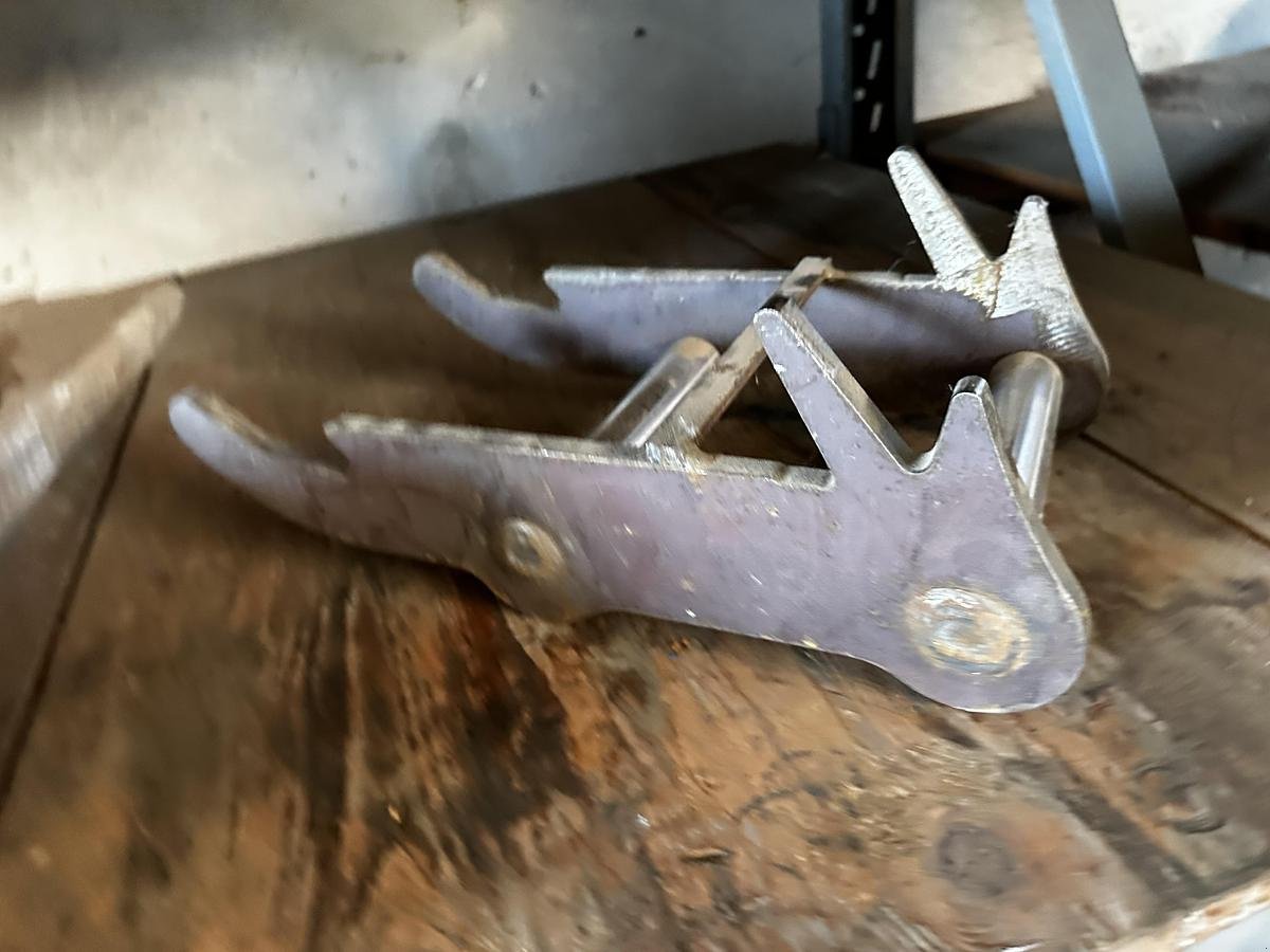 Anbauplatten Türe ait Big Dutchman Anbauplatte mit Martin M3 Aufnahme, Gebrauchtmaschine içinde Göpfritz an der Wild (resim 2)