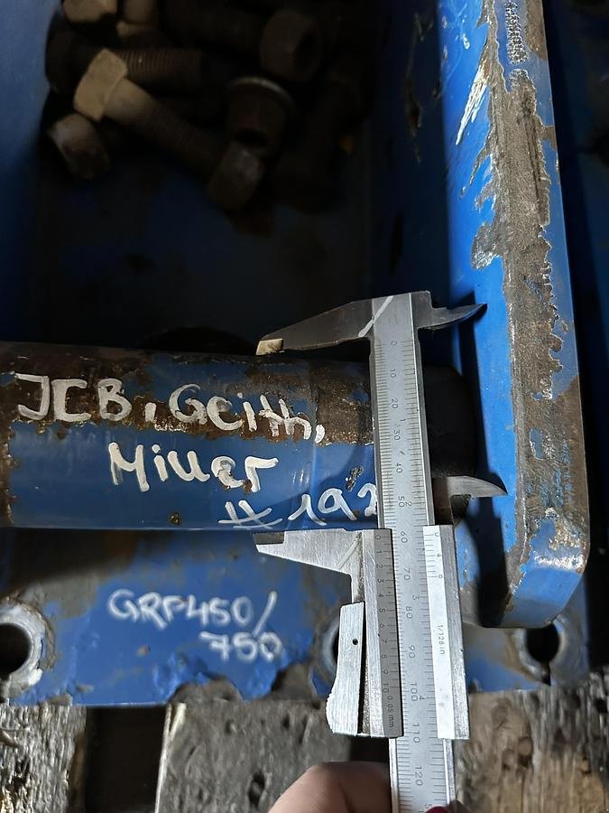 Anbauplatten Türe ait Big Dutchman Anschraubplatte mit JCB / Miller / Geith Aufnahme, Neumaschine içinde Göpfritz an der Wild (resim 2)