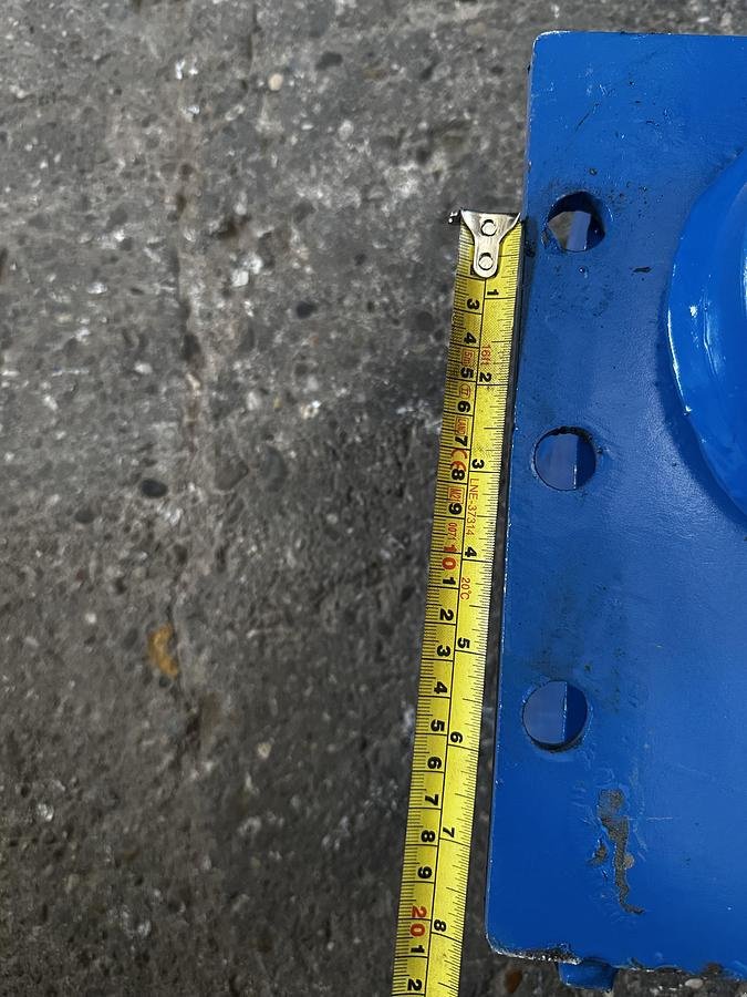 Anbauplatten des Typs Big Dutchman Anschraubplatte mit Martin M02 Aufnahme, Neumaschine in Göpfritz an der Wild (Bild 5)