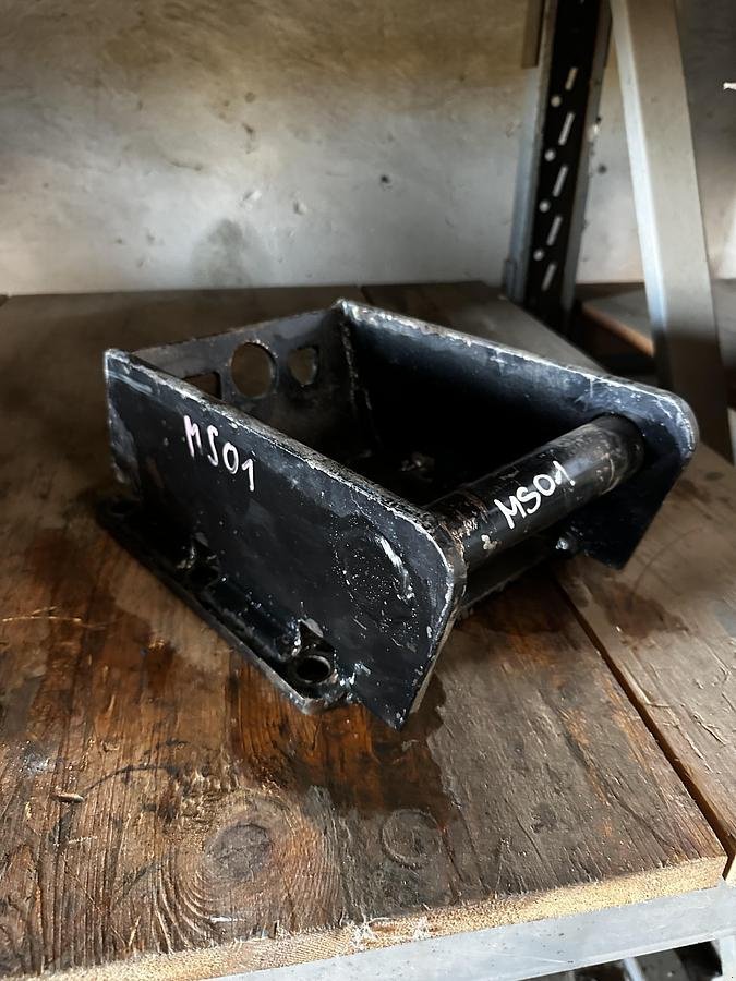 Anbauplatten typu Big Dutchman Anschraubplatte mit MS01 Aufnahme, Gebrauchtmaschine v Göpfritz an der Wild (Obrázek 2)