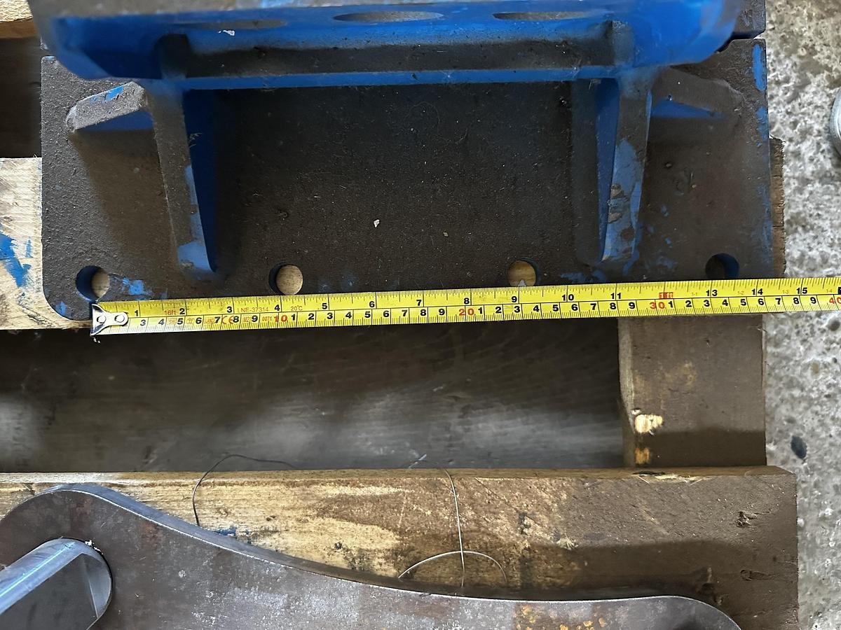 Anbauplatten des Typs Big Dutchman Anschraubplatte mit MS03 Aufnahme, Neumaschine in Göpfritz an der Wild (Bild 4)