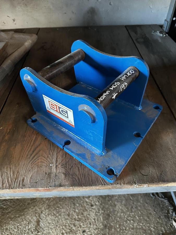 Anbauplatten Türe ait Big Dutchman BIG Anschraubplatte mit Martin M3 Aufnahme, Neumaschine içinde Göpfritz an der Wild (resim 1)