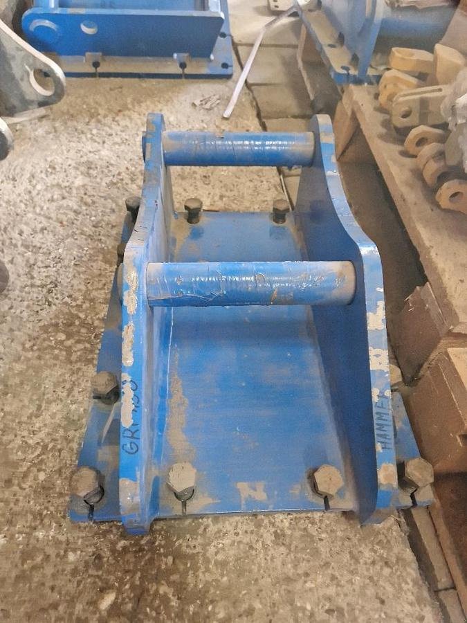Anbauplatten des Typs Hammer Abbruch & Sortiergreifer Anschraubplatte zu  Mustang GRP450 GRP750 sowie Hammer GR45 GR75, Neumaschine in Göpfritz an der Wild (Bild 3)