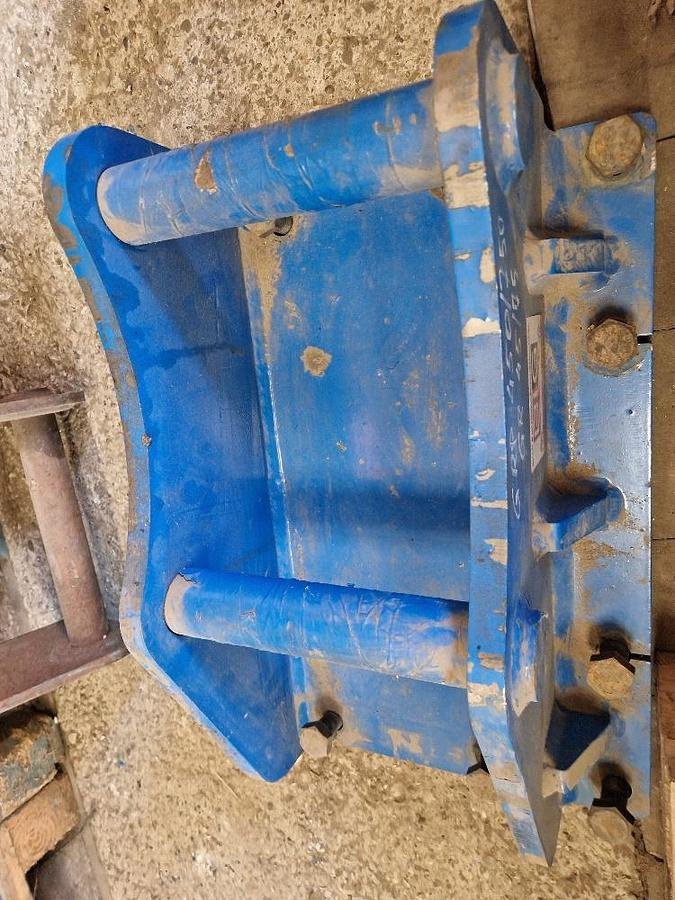 Anbauplatten des Typs Hammer Abbruch & Sortiergreifer Anschraubplatte zu  Mustang GRP450 GRP750 sowie Hammer GR45 GR75, Neumaschine in Göpfritz an der Wild (Bild 4)