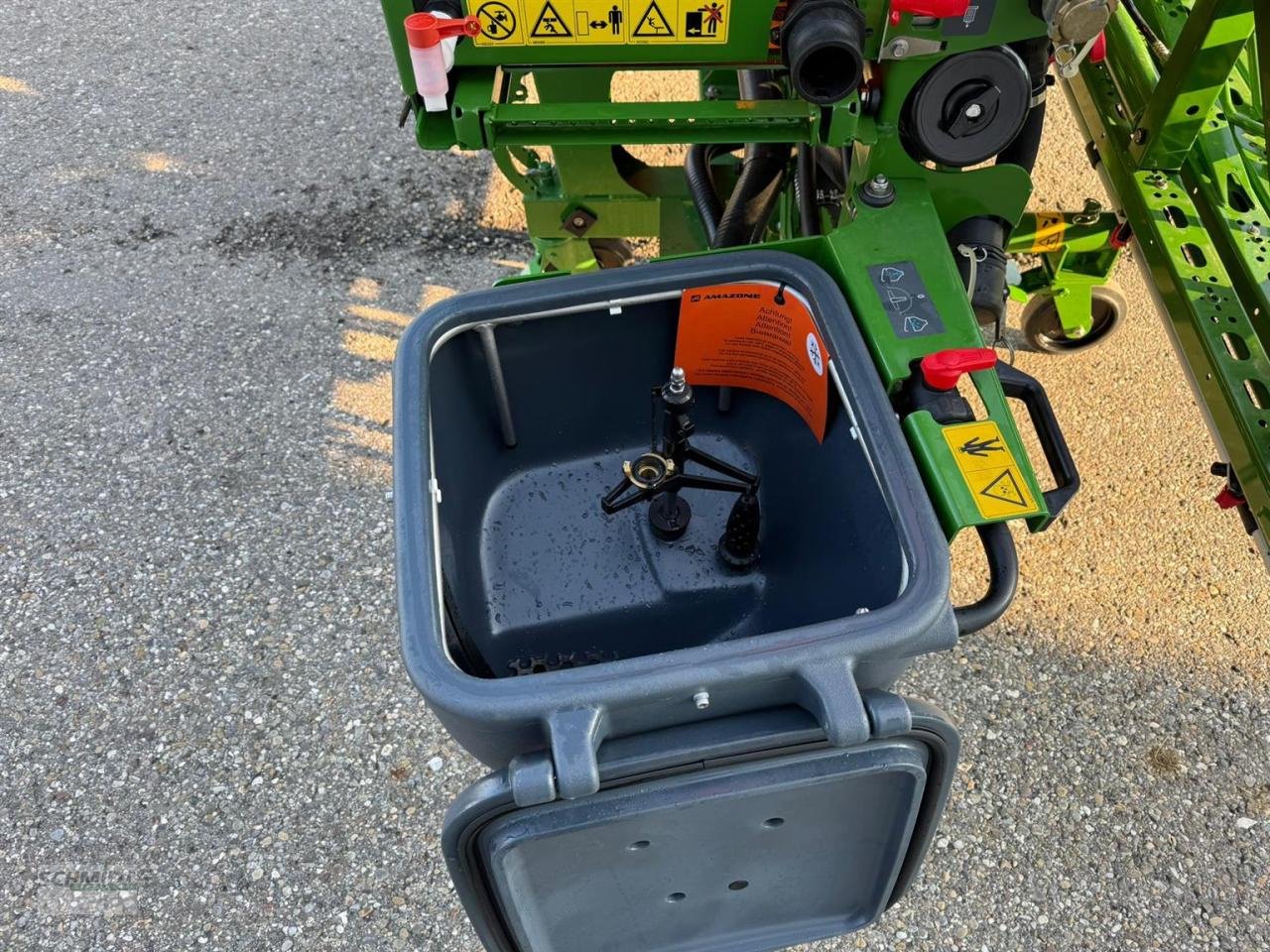 Anbauspritze du type Amazone UF 1201, Neumaschine en Herbrechtingen (Photo 5)