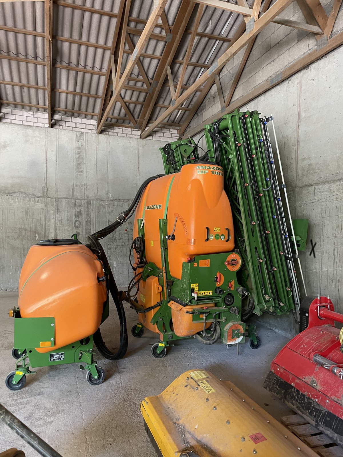 Anbauspritze του τύπου Amazone UF 1801, Gebrauchtmaschine σε Wipfeld (Φωτογραφία 2)