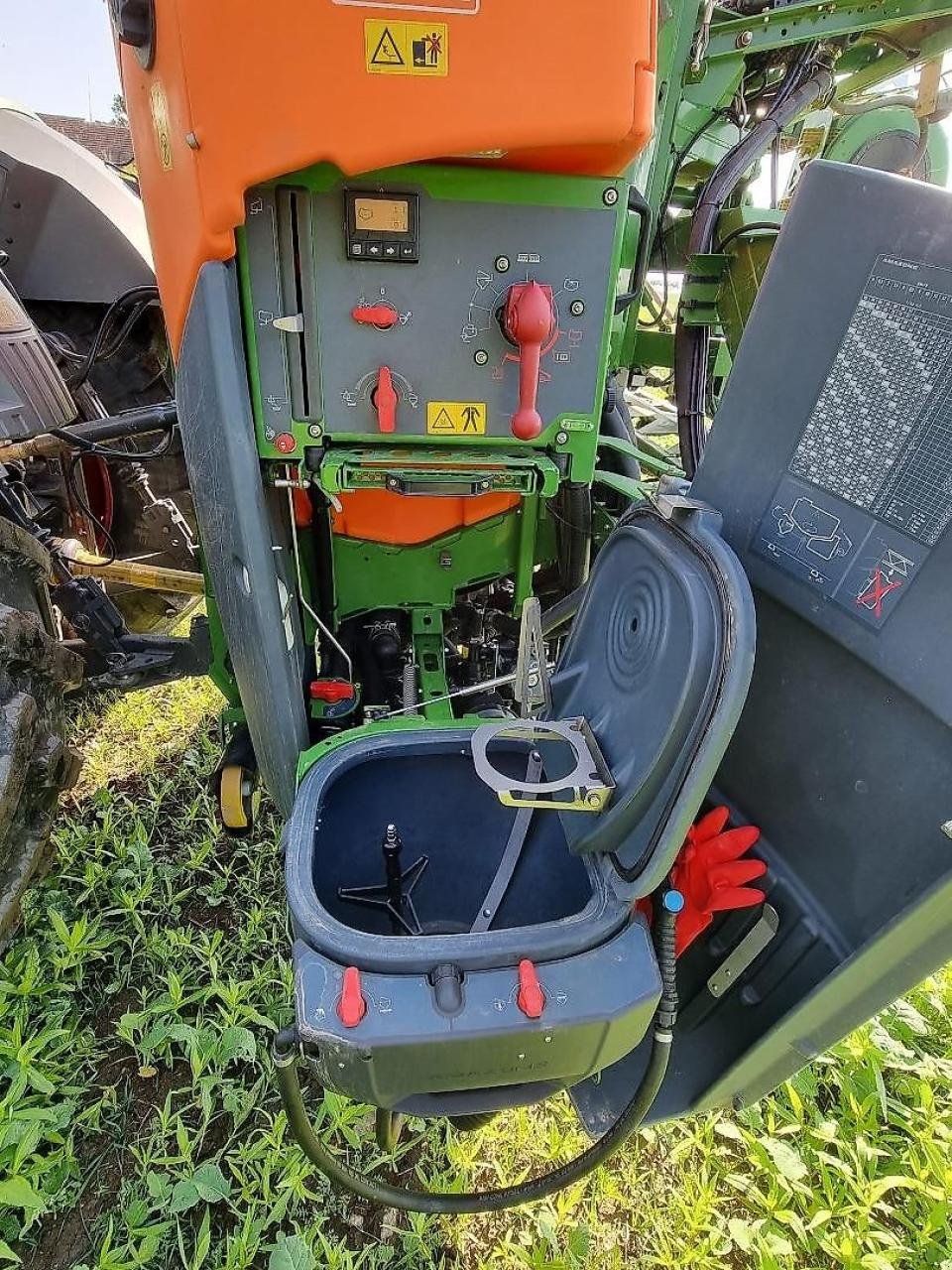 Anbauspritze des Typs Amazone UF 2002 + FT 1502, Gebrauchtmaschine in Könnern (Bild 6)