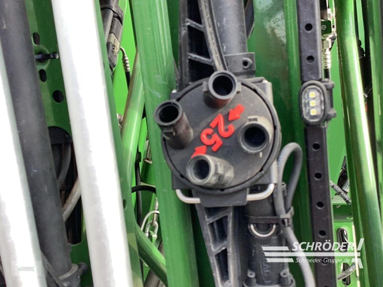 Anbauspritze of the type Amazone UF 2002 - TOP AUSSTATTUNG !, Gebrauchtmaschine in Norden (Picture 7)