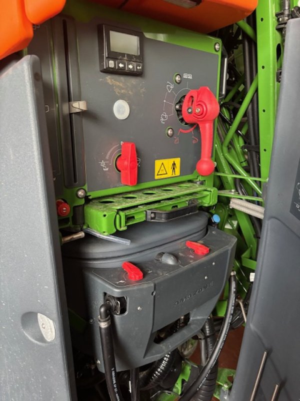 Anbauspritze типа Amazone UF 2002, Gebrauchtmaschine в Gudensberg (Фотография 6)