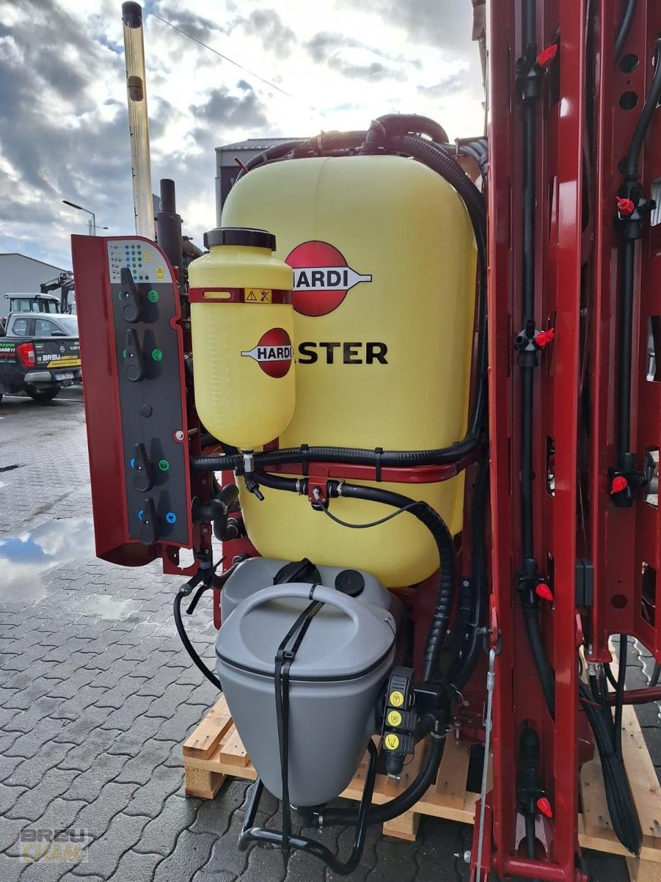 Anbauspritze typu Hardi Master 1200, Neumaschine v Cham (Obrázek 8)