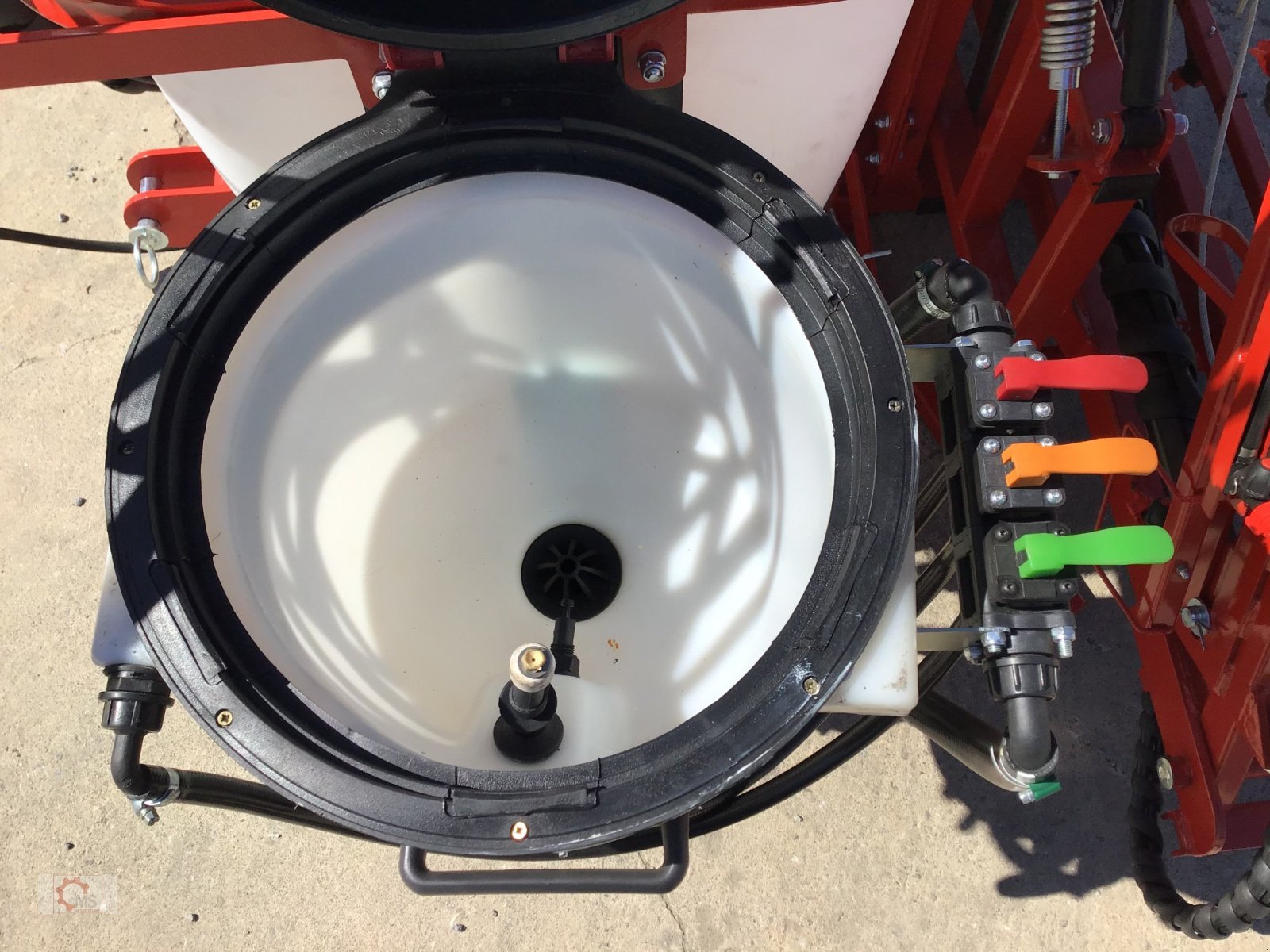 Anbauspritze of the type Jar-Met 1000l 15m Hydraulisch Klappbar Arag Ventil, Neumaschine in Tiefenbach (Picture 5)