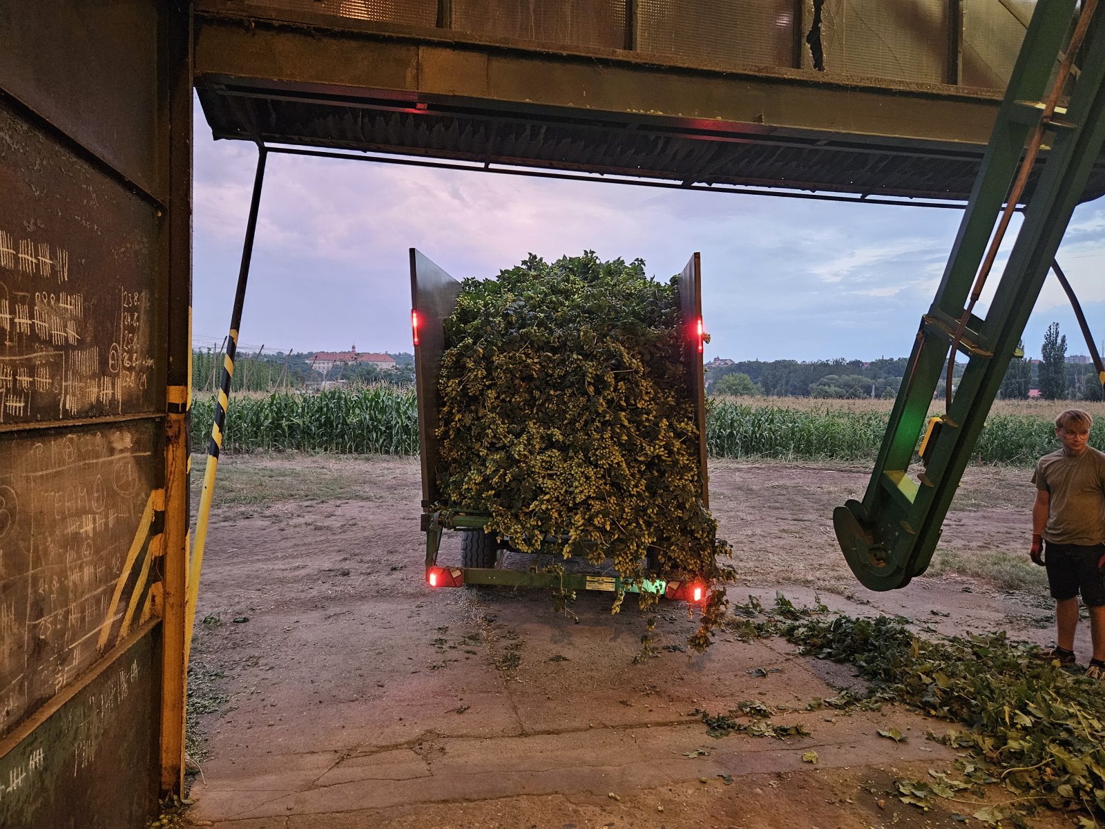 Anhänger от тип Agrotip Hoptrailer 200, Neumaschine в Roudnice nad Labem (Снимка 12)