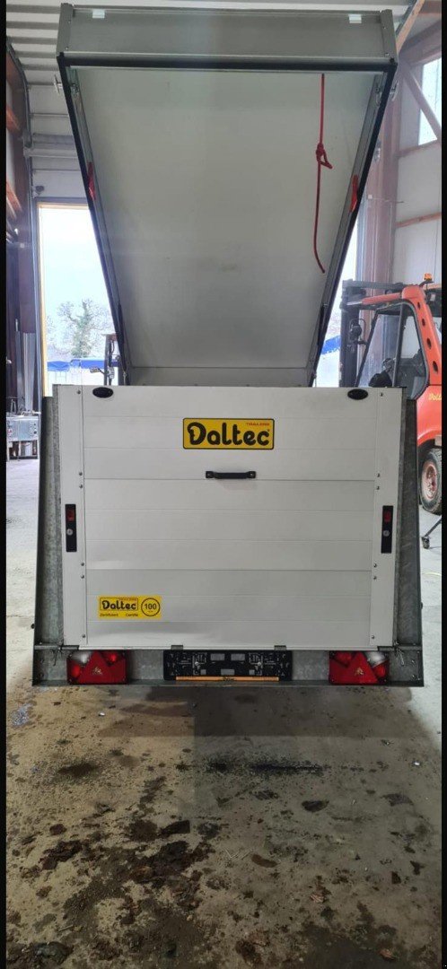 Anhänger of the type Daltec Kofferanhänger, Gebrauchtmaschine in Avenches (Picture 6)