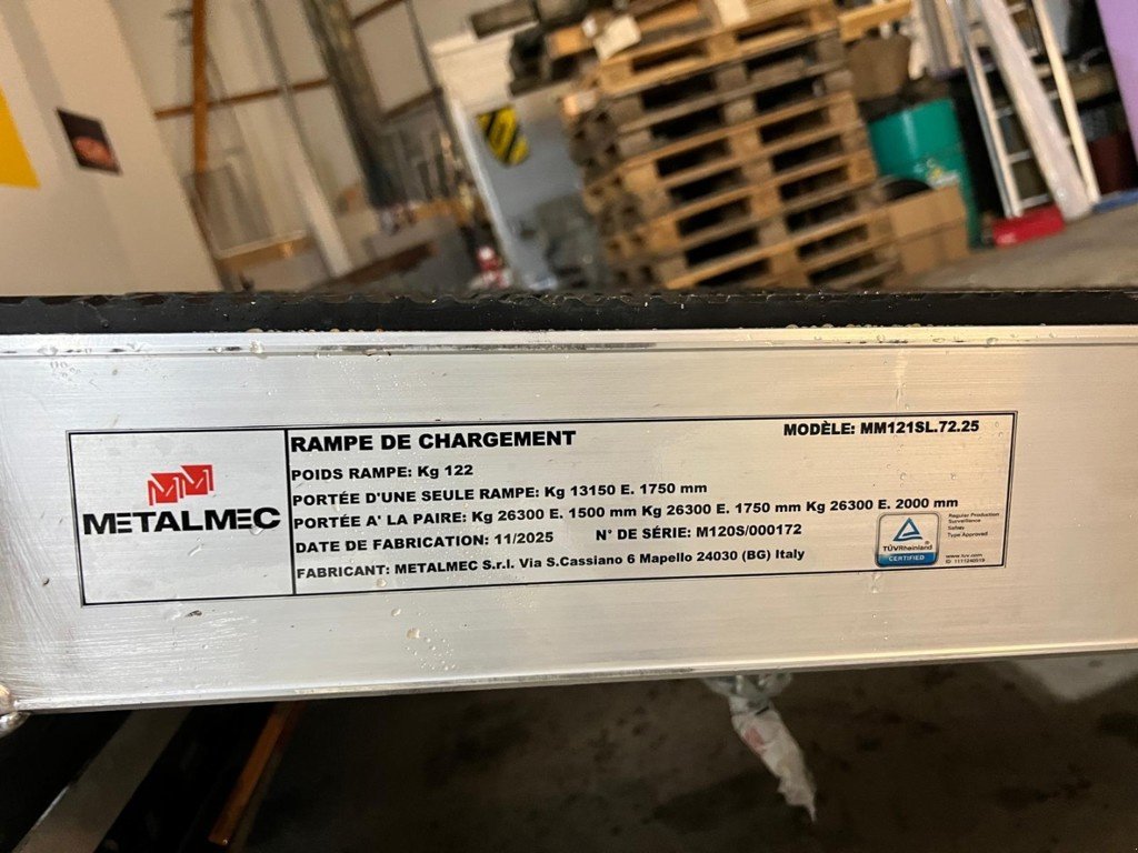 Anhänger Türe ait Daltec Sonstiges, Gebrauchtmaschine içinde Avenches (resim 9)