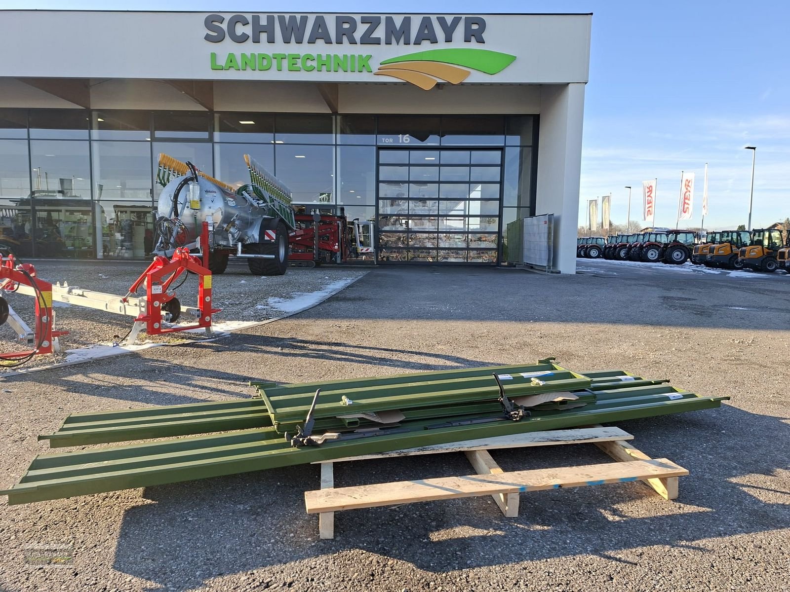 Anhänger typu Fliegl Bordwandaufbau 400mm, Neumaschine v Gampern (Obrázek 1)