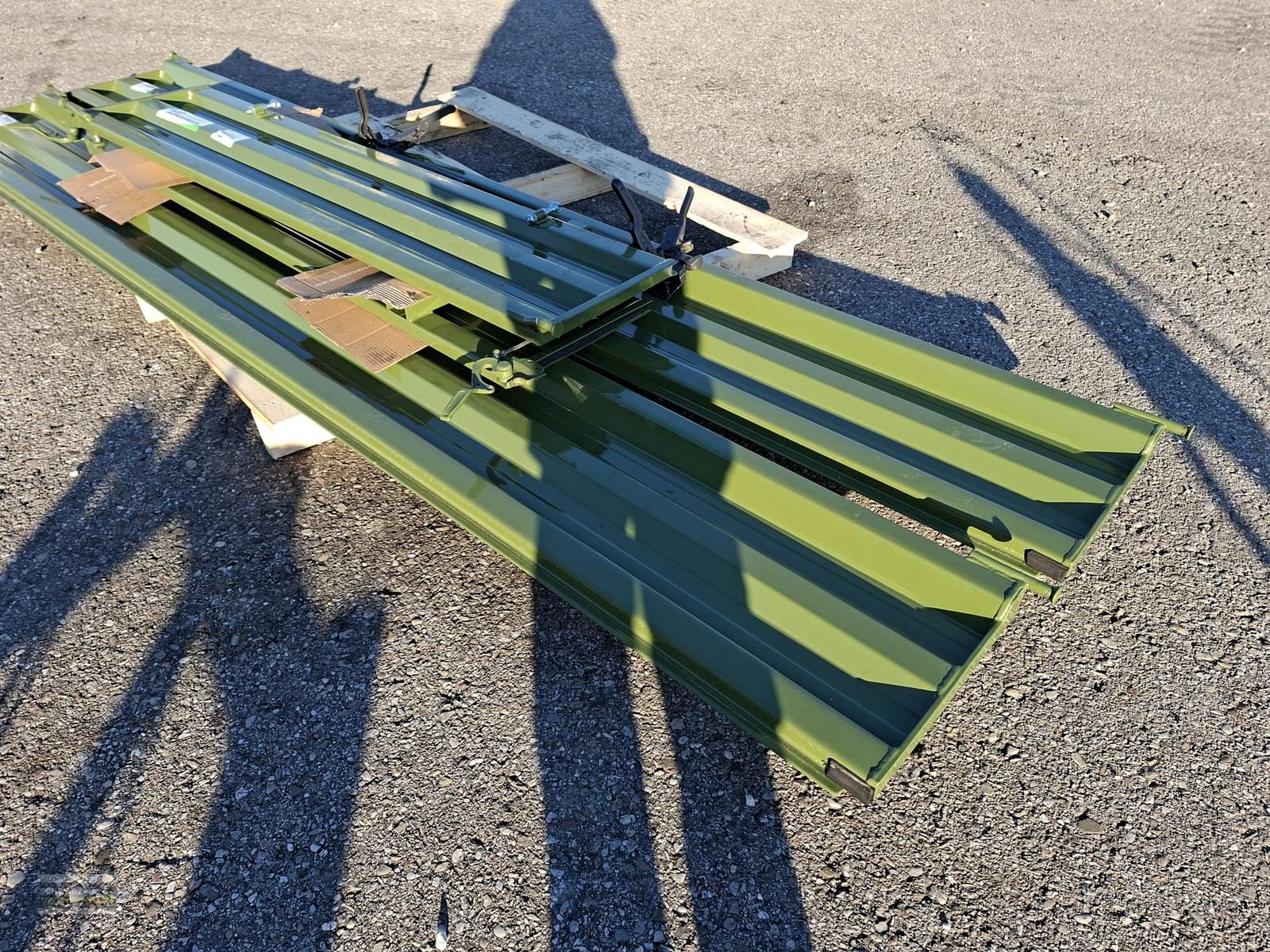 Anhänger typu Fliegl Bordwandaufbau 400mm, Neumaschine v Gampern (Obrázek 4)