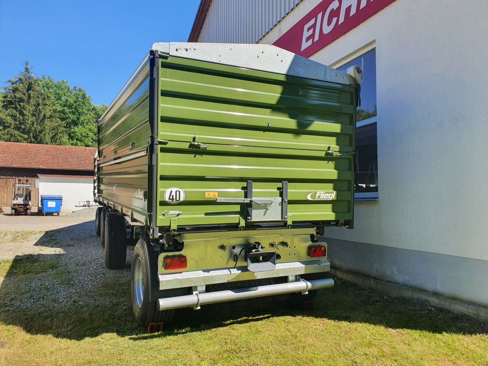 Anhänger des Typs Fliegl DK 180, Neumaschine in Aufhausen (Bild 3)