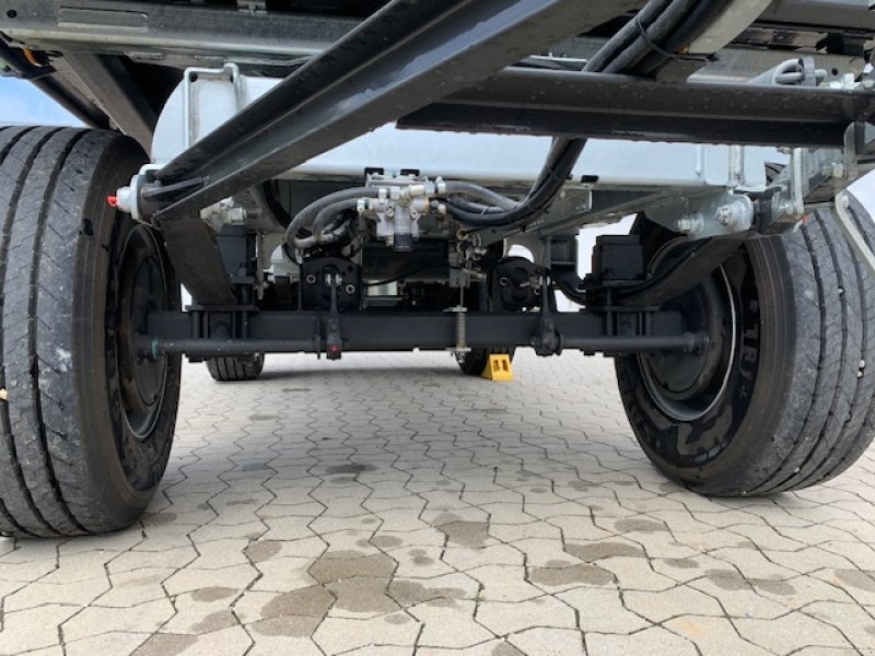 Anhänger typu Fliegl DK 180, Gebrauchtmaschine v Wallerfing (Obrázek 3)